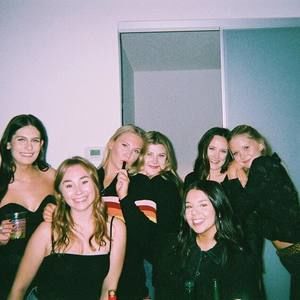 Meet your Posher, Taylor